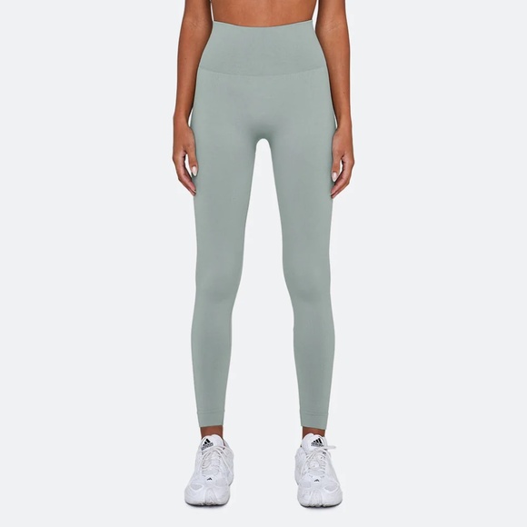 SET Active compression legging sz xs - Picture 7 of 7